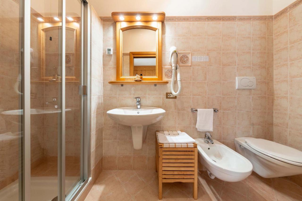 Hotel Ciasa Lorenzi Cortina dʼAmpezzo Zewnętrze zdjęcie