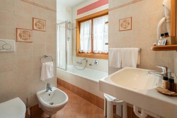 Hotel Ciasa Lorenzi Cortina dʼAmpezzo Zewnętrze zdjęcie